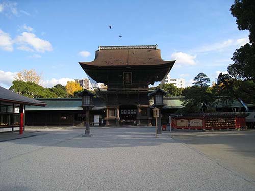 ท่องเที่ยวญี่ปุ่น, ฟุกุโอกะ Hakozaki Shrine