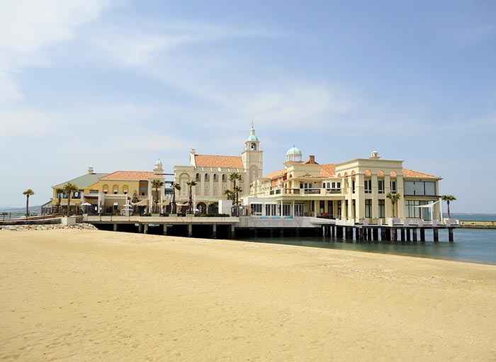 ท่องเที่ยวญี่ปุ่น, ฟุกุโอกะ Momochi Seaside Park
