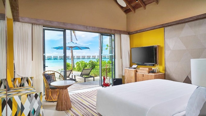 ไปเติมสีสันให้ชีวิต Hard Rock Hotel Maldives