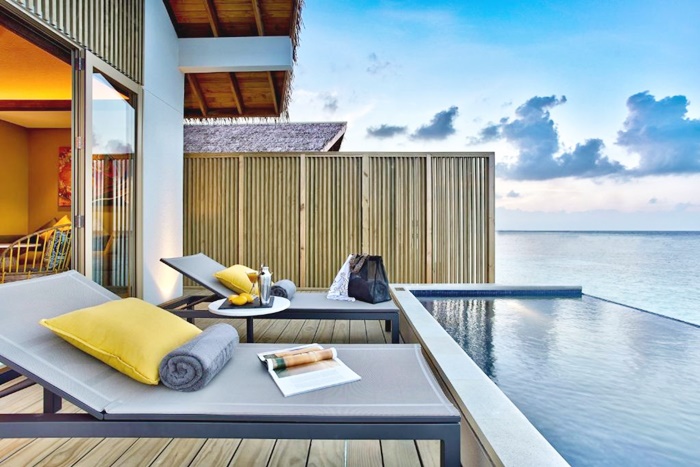 ไปเติมสีสันให้ชีวิต Hard Rock Hotel Maldives