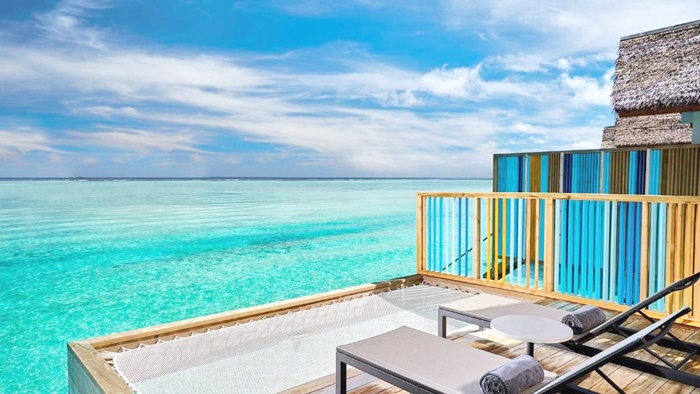 ไปเติมสีสันให้ชีวิต Hard Rock Hotel Maldives