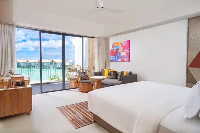 ไปเติมสีสันให้ชีวิต Hard Rock Hotel Maldives