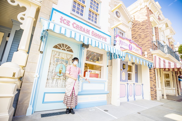 Hong Kong Disneyland Reopen