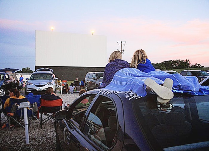 VALLE DRIVE IN (NEWTON, IA)