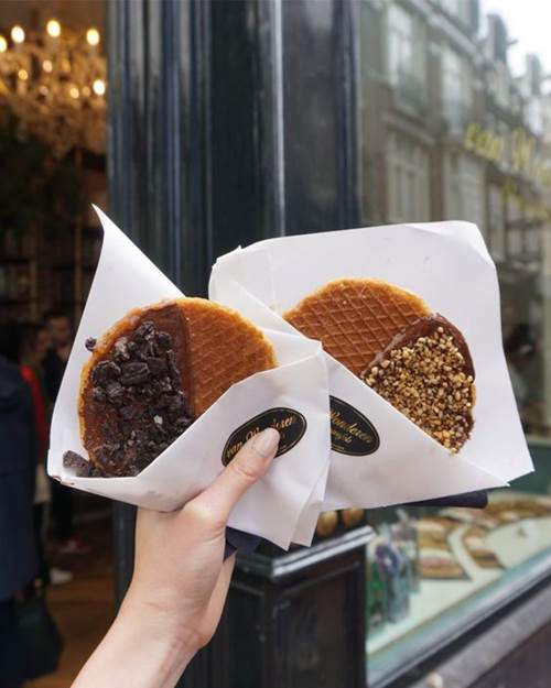 Stroopwafels สโตรปวาฟเฟิล