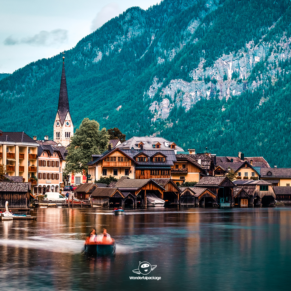 ฮัลล์สตัทท์ (Hallstatt) เมืองริมทะเลสาบสวยที่สุดในโลก