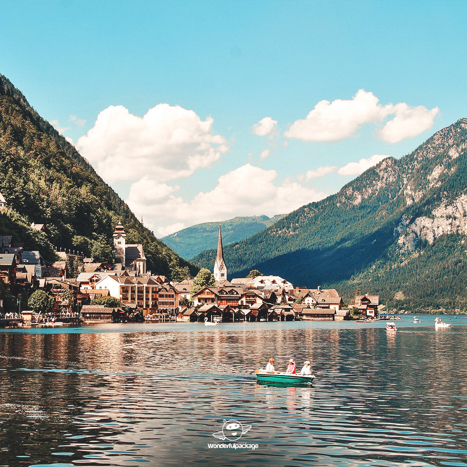 ฮัลล์สตัทท์ (Hallstatt) เมืองริมทะเลสาบสวยที่สุดในโลก