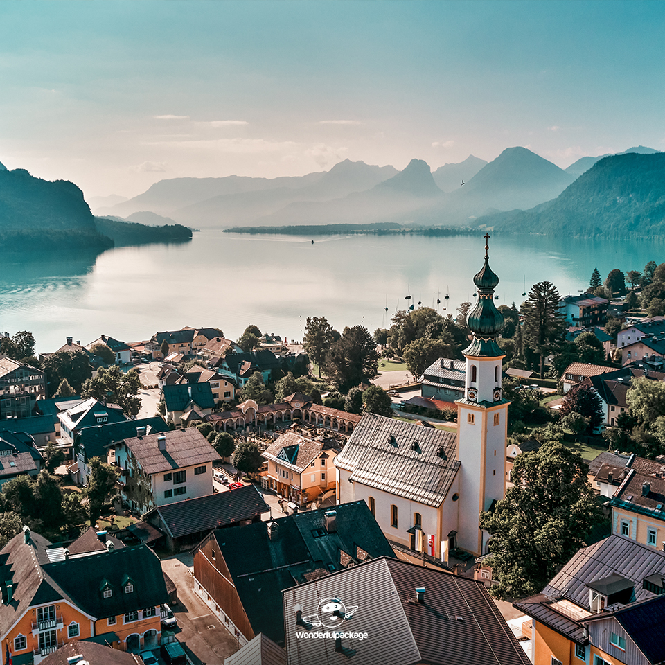 ฮัลล์สตัทท์ (Hallstatt) เมืองริมทะเลสาบสวยที่สุดในโลก