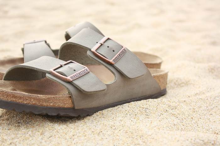 รองเท้ายี่ห้อ Birkenstock