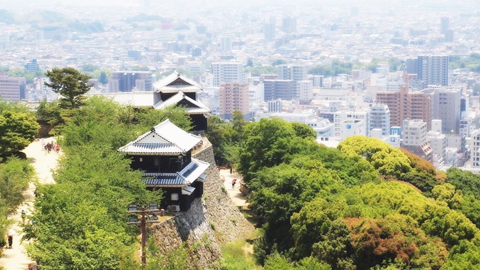 ปราสาทมัตสึยะมะ (Matsuyama Castle)