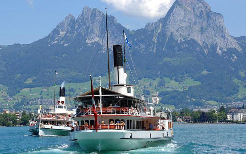 อย่าลืมฉัน ท่าเรือ Brunnen SGV สวิตเซอร์แลนด์