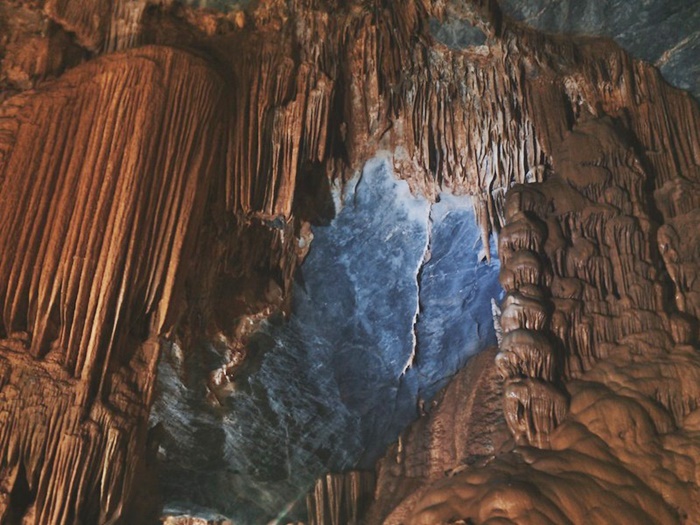 ถ้ำฟองญา (Phong Nha Caves)