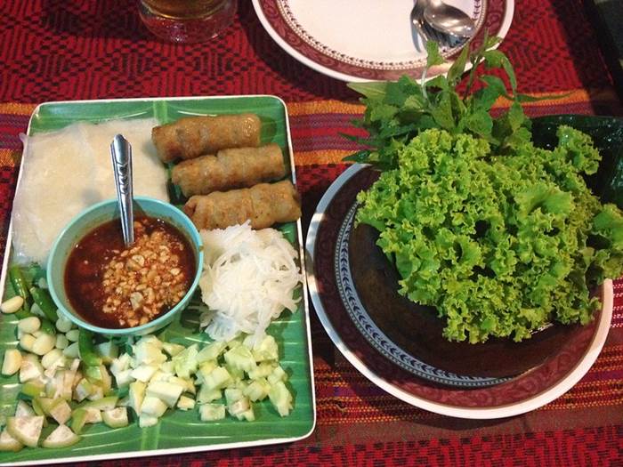 แหนมเนือง (Nem Nướng)