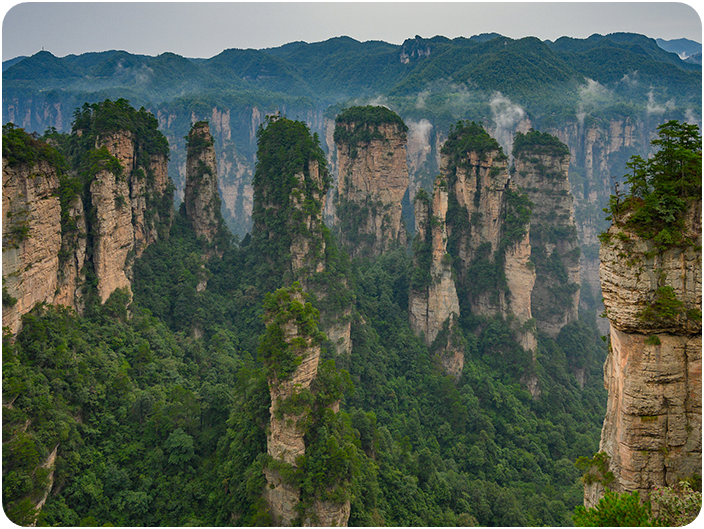 ทัวร์ส่วนตัวจางเจียเจี้ยถ้ำประตูสวรรค์ เมืองโบราณเฟิ่งหวง 5 วัน 4 คืน