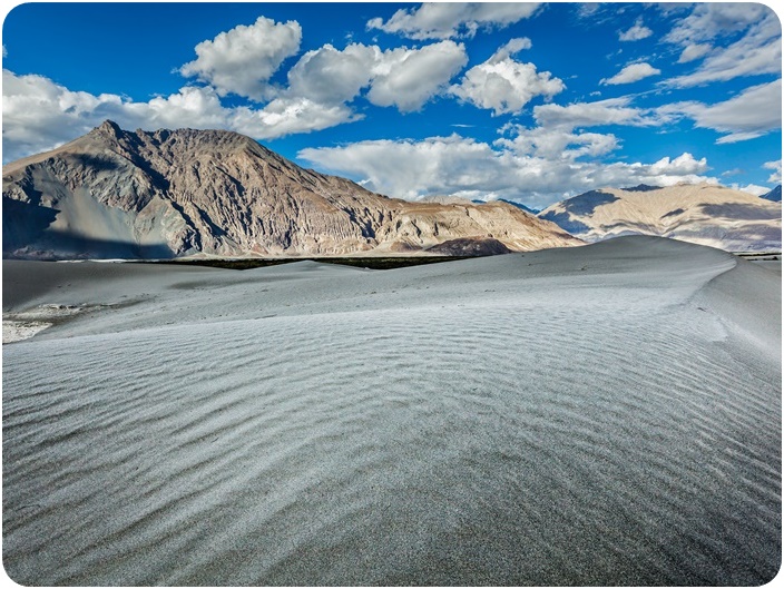 นูบร้าวัลเล่ย์ (Nubra Valley)