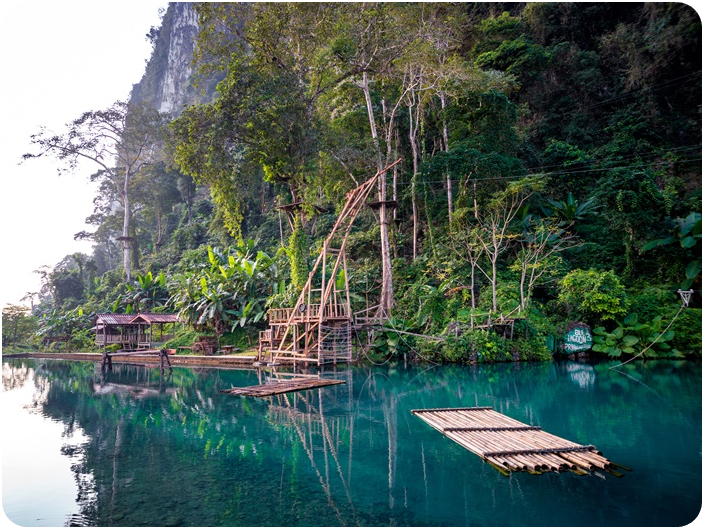 บลูลากูน (Blue Lagoon)